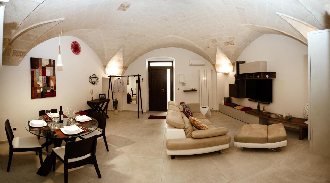 ברינדיזי Pacuvius Home Suite B&B מראה חיצוני תמונה
