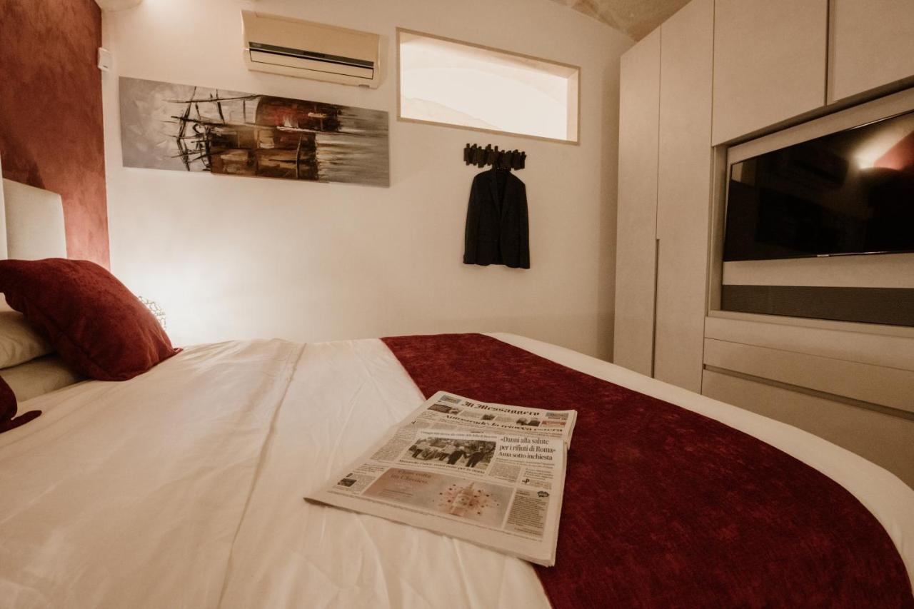 ברינדיזי Pacuvius Home Suite B&B מראה חיצוני תמונה